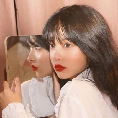 白色微笑 在线观看封面