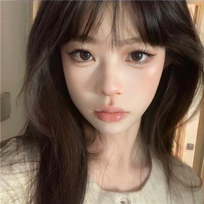 罗勃先生 热播封面